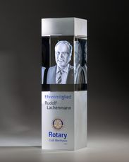 Contento Standard-Pokal: Glas-Trophäe Sky mit 3D Laserinnengravur in Glas, Pokal teilweise sandgestrahlt