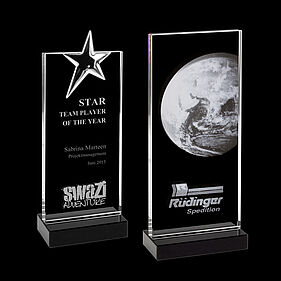 Glas-Trophie 32 + 33 mit Stern mit 2D Laserinnengravur